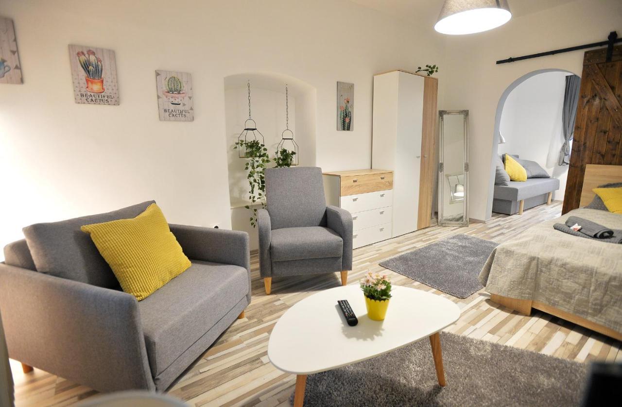 Castle Garden Apartman エゲル エクステリア 写真