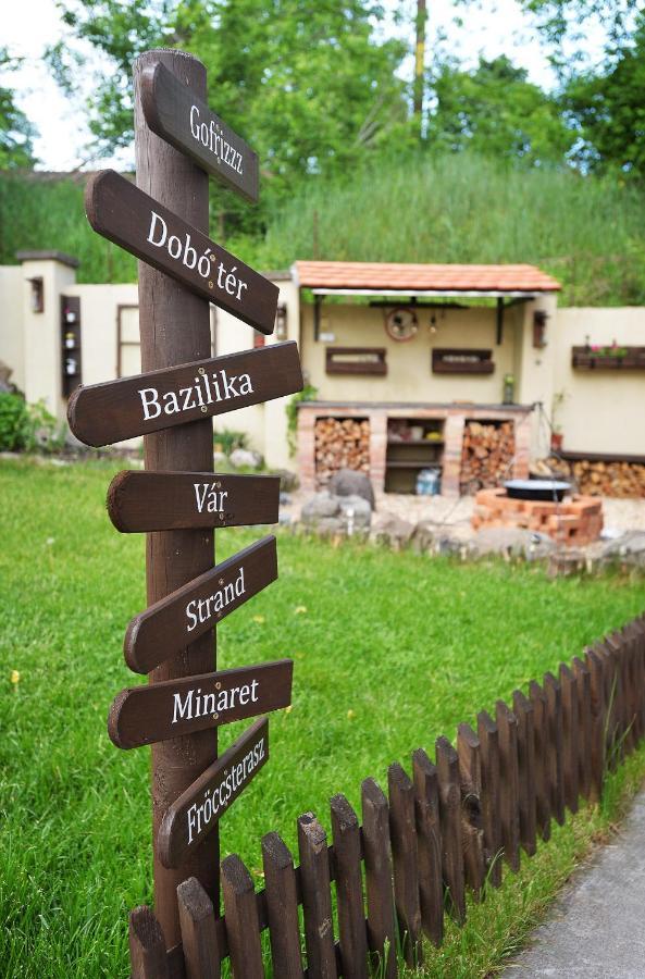 Castle Garden Apartman エゲル エクステリア 写真